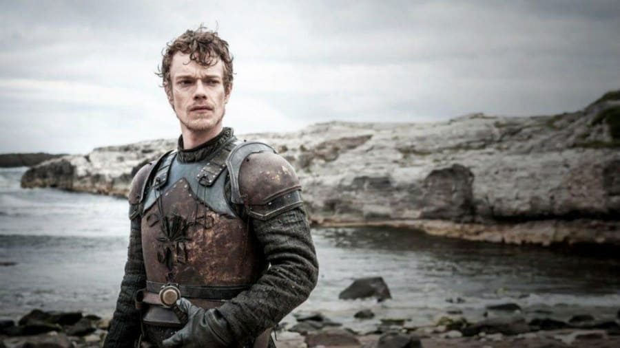 alfie-allen-talked-about-six-pack-competition-on-game-of-thrones-and-other-things-in-life-5-2244025