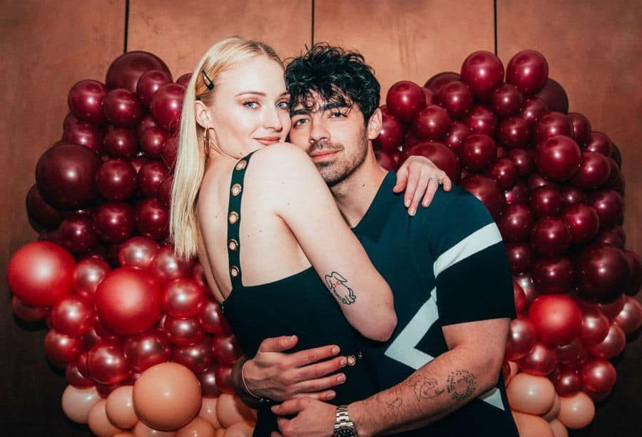game-of-thrones-star-sophie-turner-and-her-husband-joe-jonas-welcome-their-first-child-1-5611778