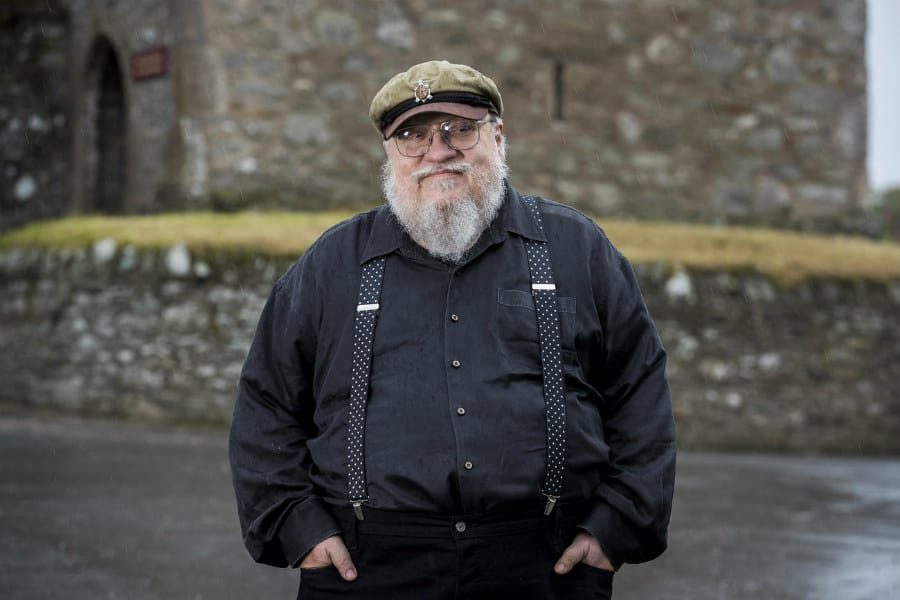 george-r-r-martin-offers-an-exclusive-look-at-the-new-illustrated-edition-of-a-storm-of-swords-7959835