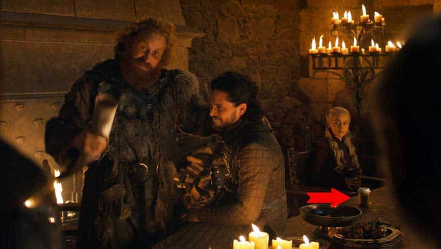 there-was-a-starbucks-cup-in-game-of-thrones-season-8-episode-4-the-last-of-the-starks-2-3935649