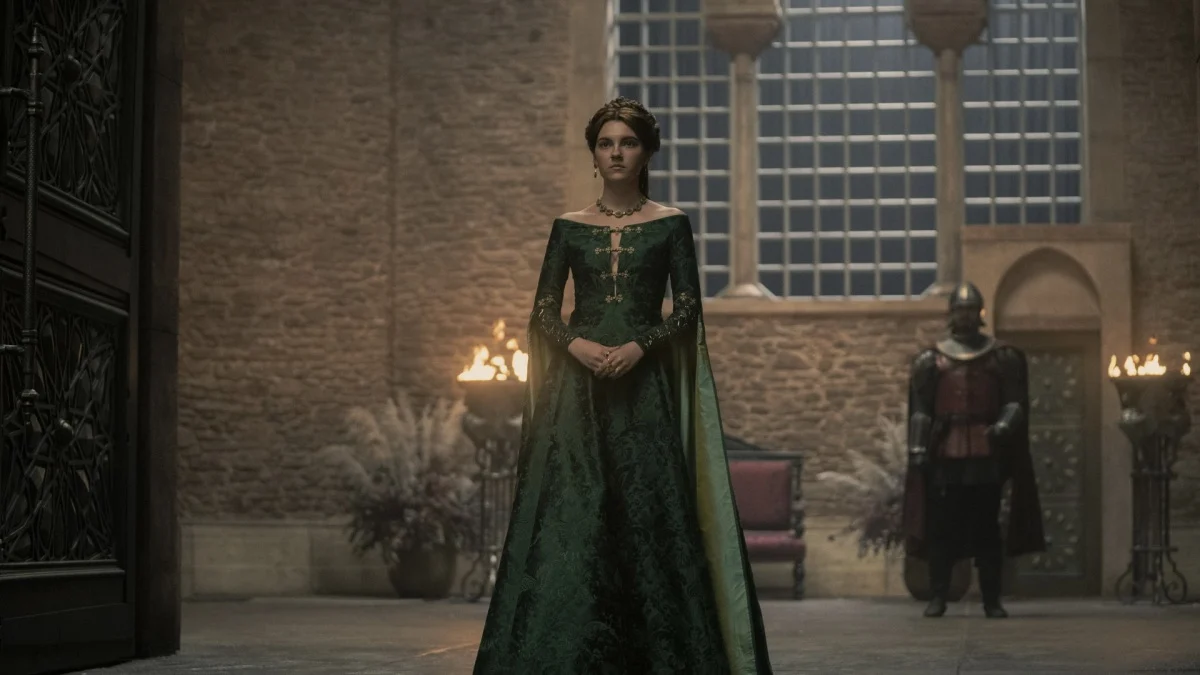 alicent in a green dress in house of the dragon episode 5