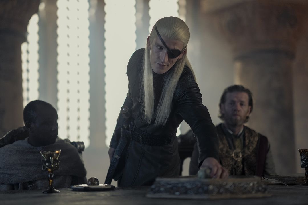 Aemond Targaryen in House of the Dragon Season 2 Episode 6, with his small council